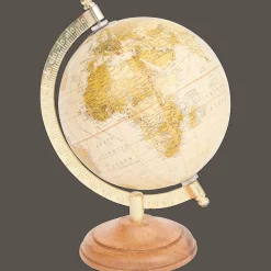 Wereldbol op mango voet